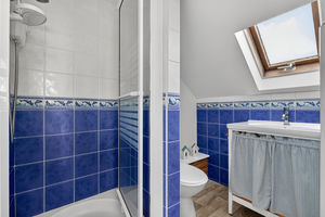 Photo 30- click for photo gallery